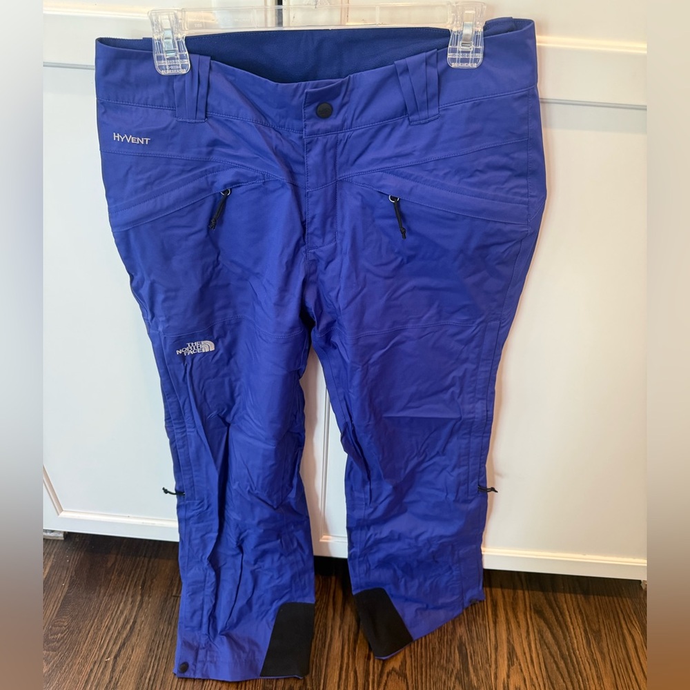 North face ladies size 8 Hyvent pants